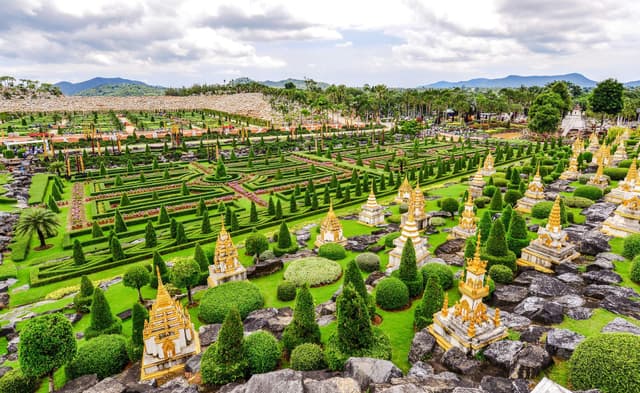 Thái Lan (Bangkok - Pattaya - Vườn Nong Nooch – Skytrain  – Phật Bốn Mặt - Dạo Thuyền Sông Chaophraya)