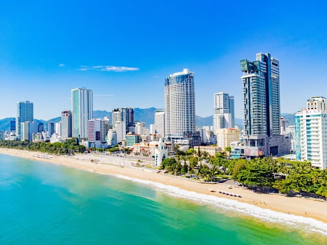 Sự Kiện Lễ Hội Ẩm Thực : Nha Trang – Chùa Long Sơn - Dốc Lết - Vega City Tháp Bà Ponaga – Làng Yến Mai Sinh