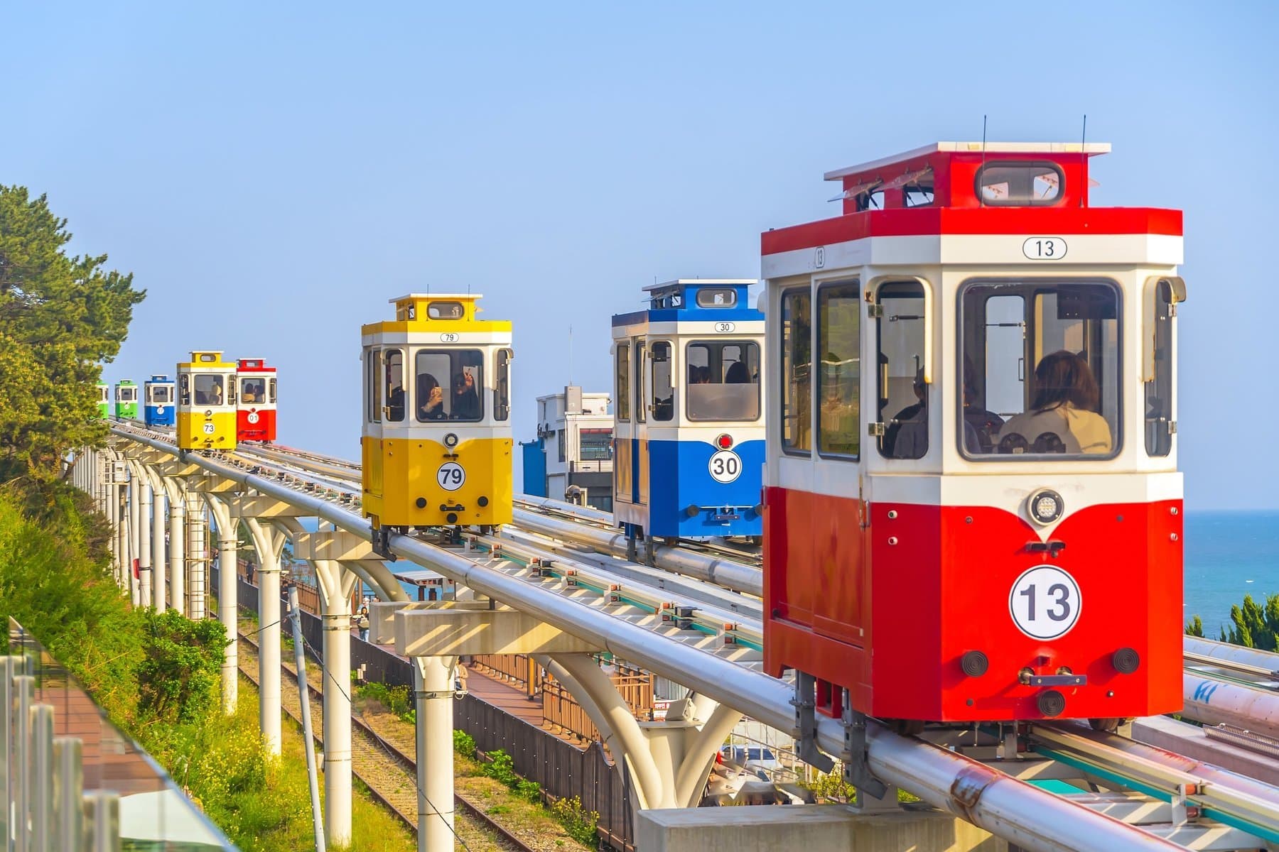 Hàn Quốc (Busan - Seoul - Tàu Sky Capsule - Tháp Namsan -Thư Viện Coex Starfield - Công Viên Everland - Painter Heros Show)