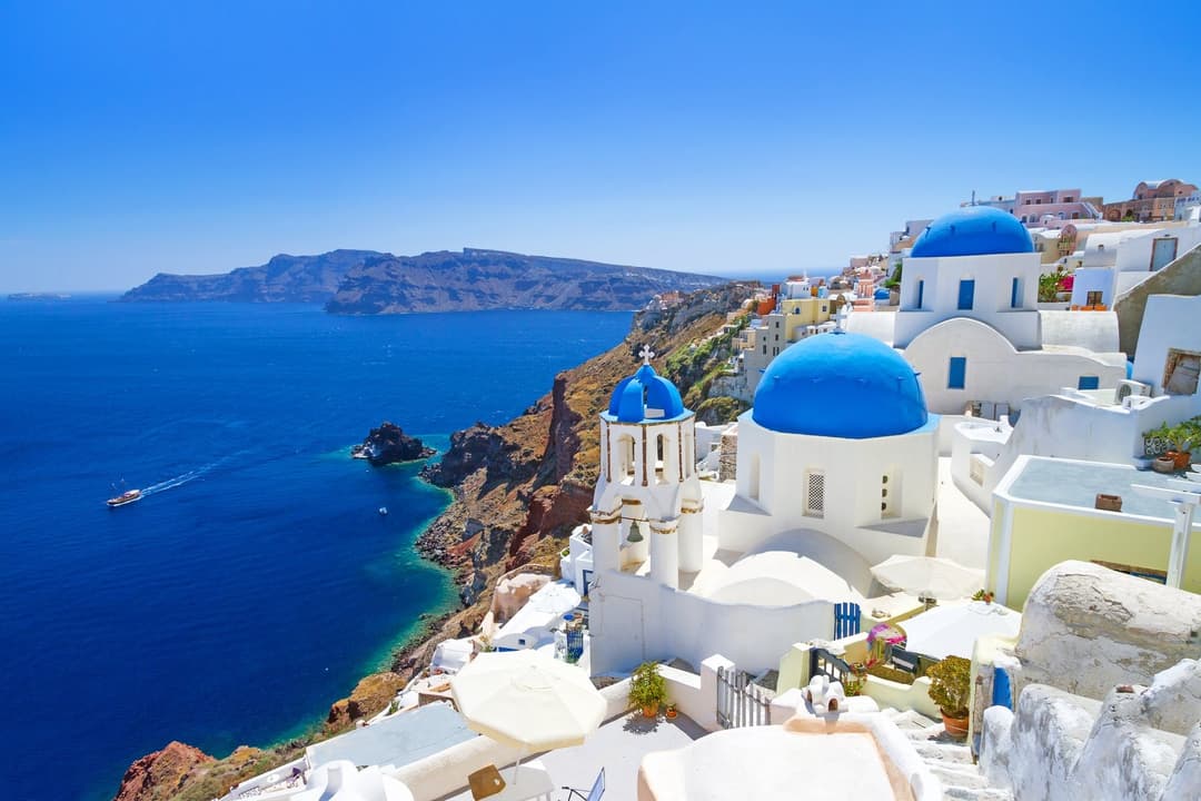 Châu Âu (Ý - Hy Lạp) Bari - Alberobello - Matera - Sorrento - Naples Capri - Rome - Santorini - Athens - Nafplio