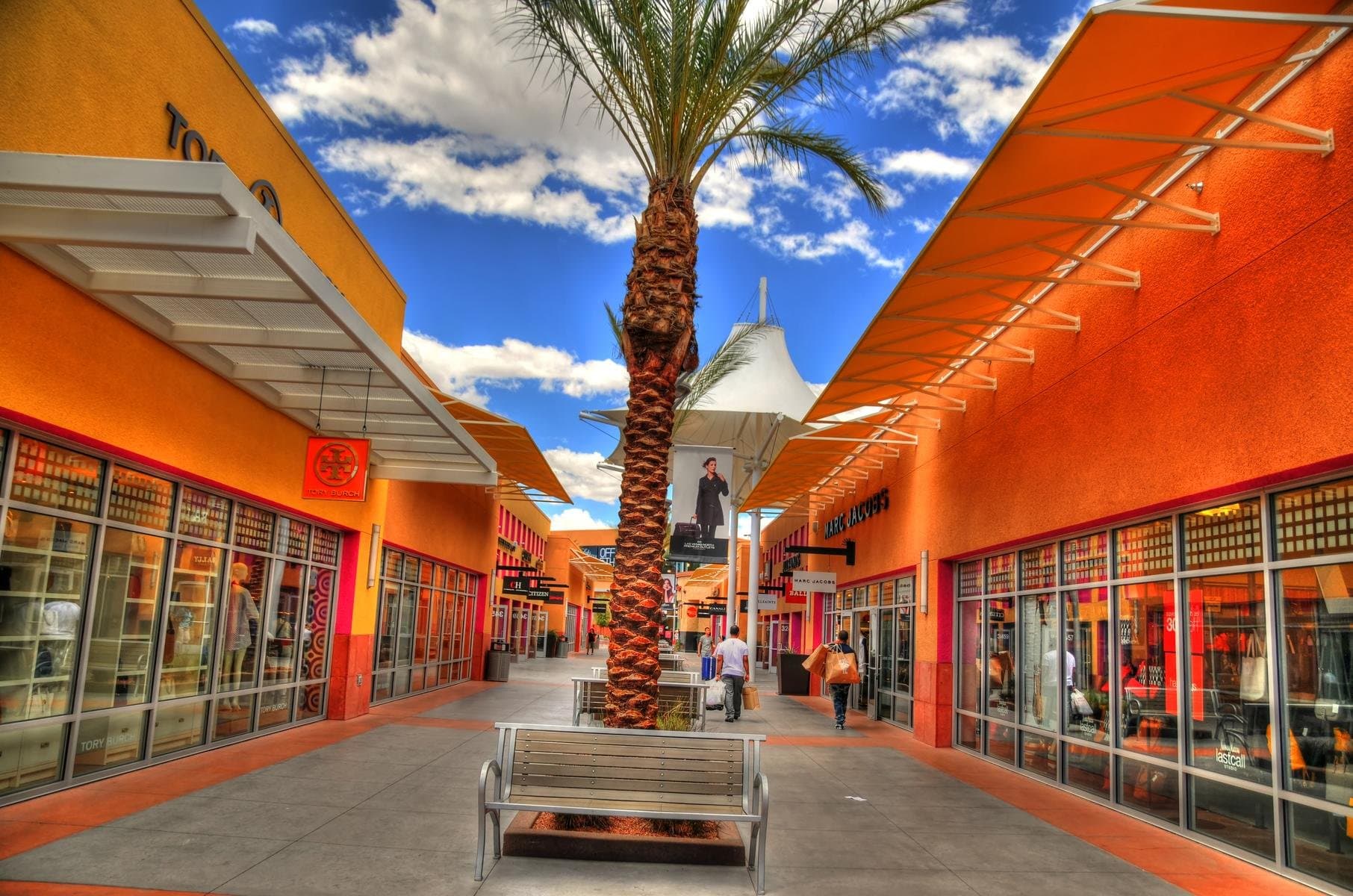 Mỹ Bờ Tây (Los Angeles - Hollywood - Universal Studios - San Diego - Las Vegas - Red Rock Canyon - Hoover Dam - Red Rock Canyon)