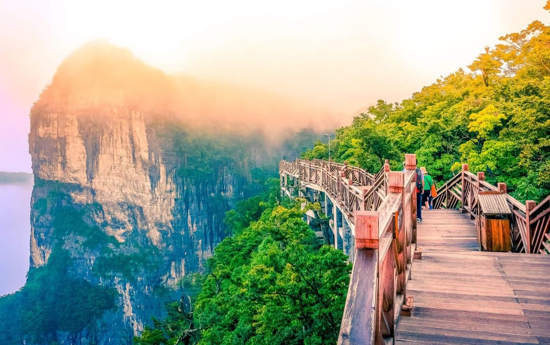 Trung Quốc (Trùng Khánh - Trương Gia Giới - Phượng Hoàng Cổ Trấn)