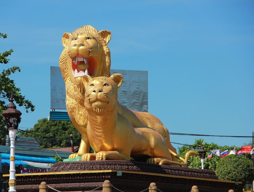 CAMPUCHIA (Sihanoukville - Koh Rong Samloem - Phnom Penh)
