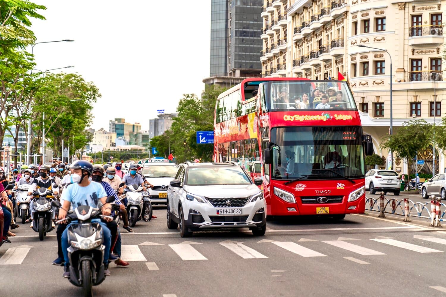 Sài Gòn Rong Ca Chiều Thứ Bảy