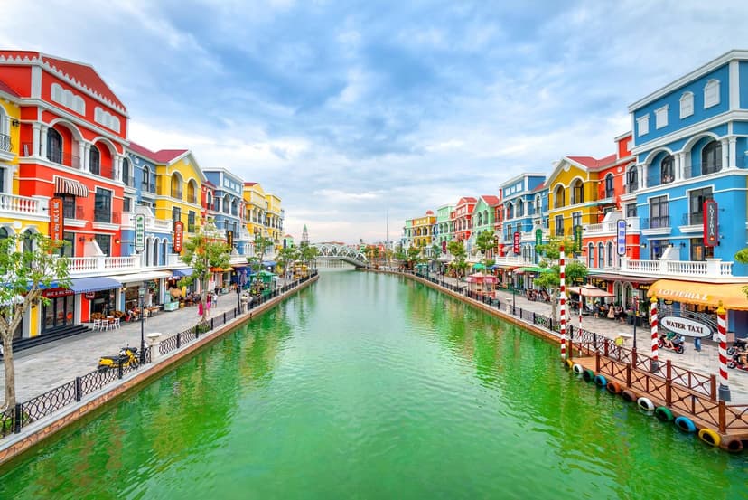 Vé Đi Thuyền Trên Sông Venice Phú Quốc